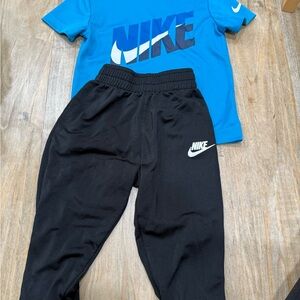 Nike Kids Black Sweatpants 3T